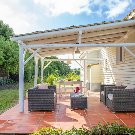 Casita Lulu -Walk To Beach Casita With Garden-2